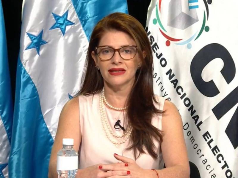 Consejera suplente del CNE, Karen Rodríguez denuncia a Cossette López de sabotear y...